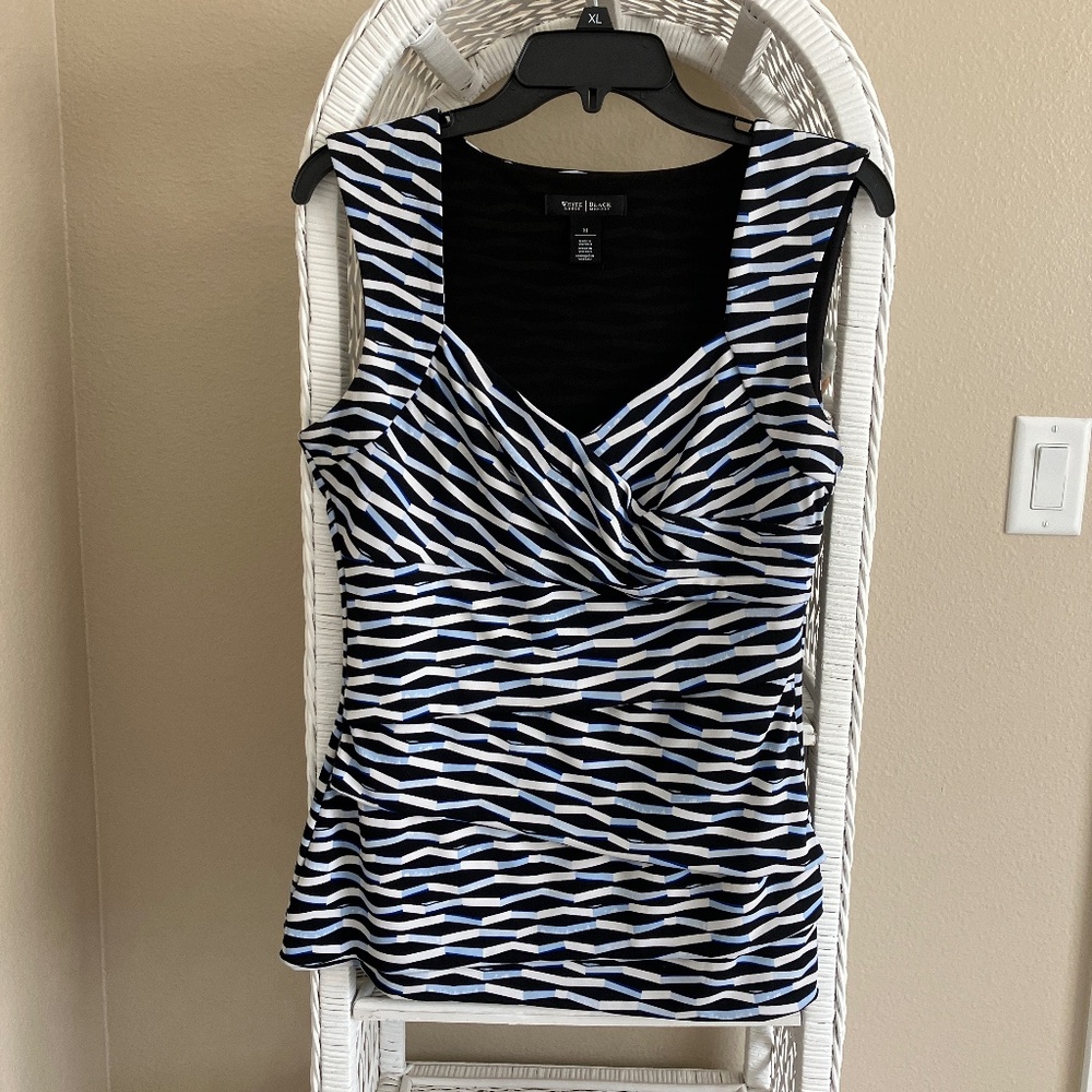 White House Black Market, Size M, Blue/Black/White Sleeveless Top